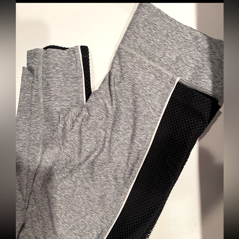 Victoria’s Secret Pink Leggings